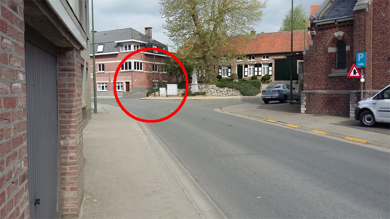 Kruispunt Dries met de Nieuwstraat en met de Meidoornstraat